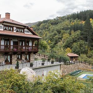 La Dobra De Liebana Appartement Cambarco Exterior photo