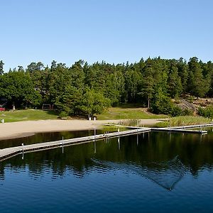 Roesjoebaden Camping & Stugby Hotel Sollentuna Exterior photo