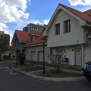 T House Villa Oelan-bator Exterior photo