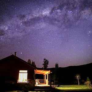 Kepler Oaks Chalet Villa Te Anau Exterior photo