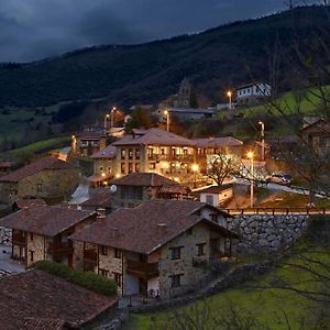 Posada Valle Del Oso Hotel Lerones Exterior photo