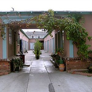 Pavilions Motel Santa Monica Exterior photo