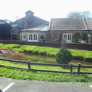 The Old Mill Bed and Breakfast Castleside Exterior photo