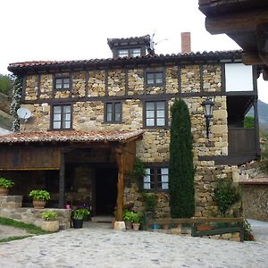 Posada Torcaz Hotel Cahecho Exterior photo