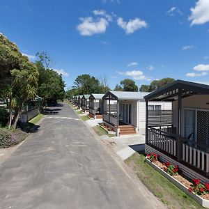 Big4 Dandenong Tourist Park Hotel Exterior photo