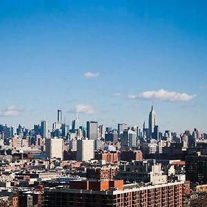 Sky City Suites At Soho West Jersey City Exterior photo