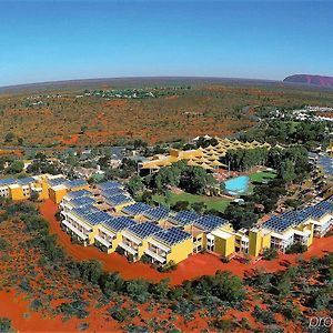 Sails In The Desert Hotel Ayers Rock Exterior photo