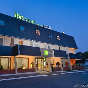 Ibis Styles Parc Des Expositions De Villepinte Roissy-en-France Exterior photo