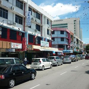 J &J Hotel Kota Kinabalu Exterior photo