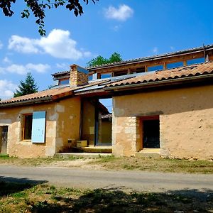 Chambres Des Forges Cellefrouin Exterior photo