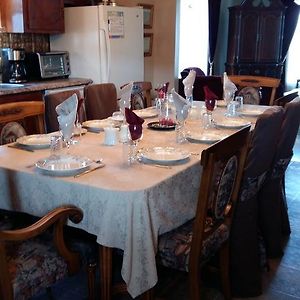 Gite Agricole Les Lilas Bed and Breakfast Saint Wenceslas Exterior photo