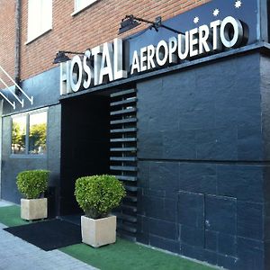 Hostal Aeropuerto Hotel Madrid Exterior photo