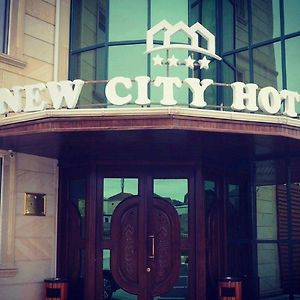 New City Hotel Bakoe Exterior photo