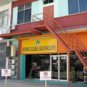 Borneo Global Backpackers Hotel Kota Kinabalu Exterior photo