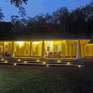 Cinnamon Trails Hikkaduwa Exterior photo