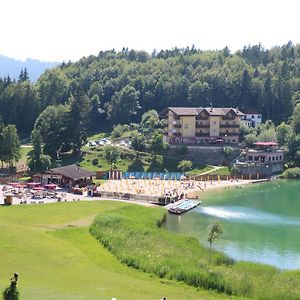 Hotel Al Lago Lavarone Exterior photo