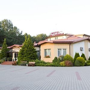 Pod Szczesliwa Gwiazda Hotel Cekanowo Exterior photo