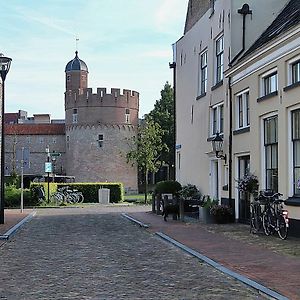 De Pelsertoren Bed and Breakfast Zwolle  Exterior photo