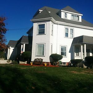 Chateau Sur Mer Bed & Breakfast Bed and Breakfast Winthrop Exterior photo