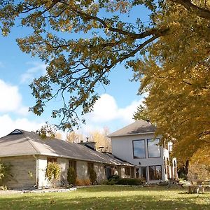 Gite O'bordeleau Bed and Breakfast Luskville Exterior photo