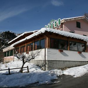 Nido Delle Rondini Hotel Ristorante Pizzeria Fallo Exterior photo