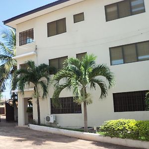 Jenos Hotels Accra Exterior photo