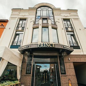 Prince Hotel Choest Exterior photo