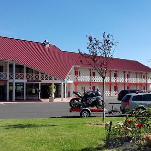 Fasthotel Montmarault Exterior photo