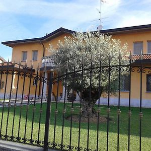 One M Bed and Breakfast Borgarello Exterior photo