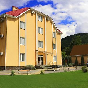 Zakarpatskiy Oazis Hotel Karpaten Exterior photo