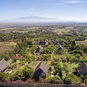 Rhino Watch Safarilodge Mweiga Exterior photo