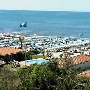 Hotel San Carlo Marina di Pietrasanta Exterior photo