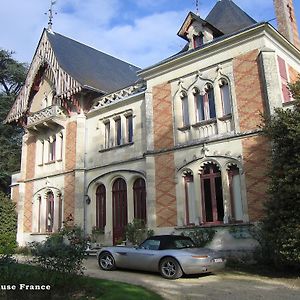Chateau Valcreuse Bed and Breakfast La Roche-Posay Exterior photo