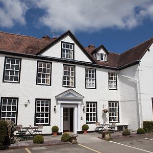 Evesham Hotel Exterior photo