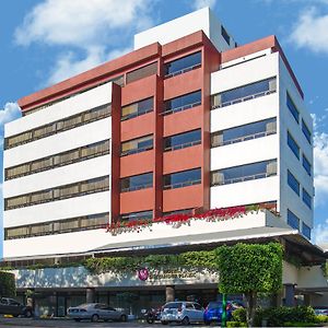 Hotel Santander Plaza Guatemala-Stad Exterior photo