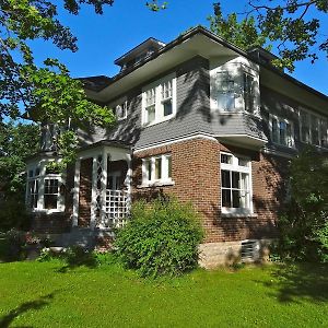 The Captain'S House Heritage Bed & Breakfast Bed and Breakfast Midland Exterior photo