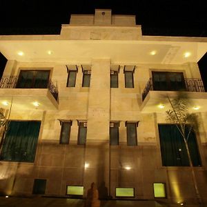 ​Justa Gurgaon Hotel Exterior photo