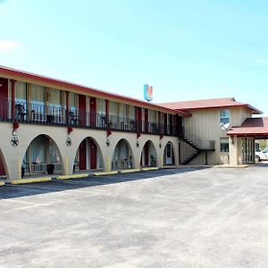 Executive Inn Goliad Exterior photo