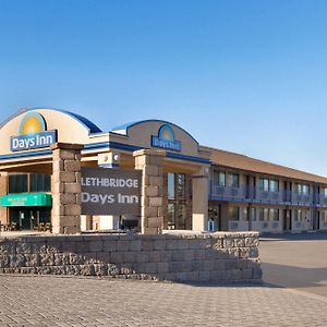 Days Inn By Wyndham Lethbridge Exterior photo