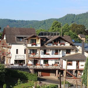 Haus Muehlenruh Hotel Bruttig-Fankel Exterior photo