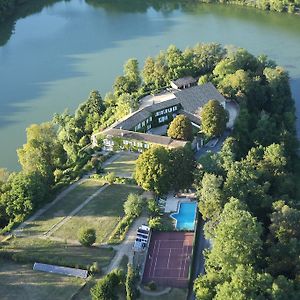 Logis Hotels Domaine Du Chatelard Dirac Exterior photo