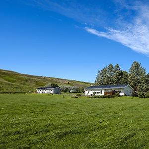 Vallakot Farm Guesthouse Laugar  Exterior photo