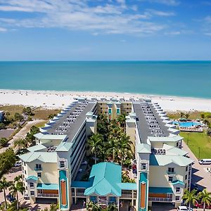 Sunset Vistas Two Bedroom Beachfront Suites St. Pete Beach Exterior photo