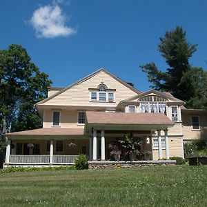 Mountain View Green Retreat Bed and Breakfast Norfolk Exterior photo