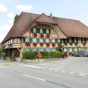 Landgasthof Baeren Hotel Madiswil Exterior photo