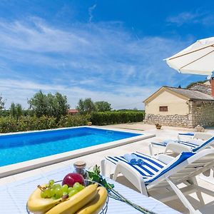 Stone House Rita With Pool Villa Poreč Exterior photo