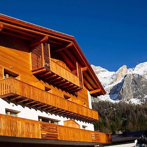 San Martino Mountain Residence San Martino Di Castrozza Exterior photo