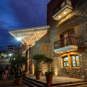 Hotel Otavalo Exterior photo