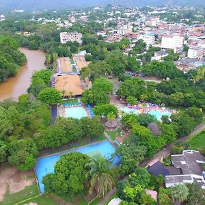 Hotel Guadaira Resort Melgar Exterior photo