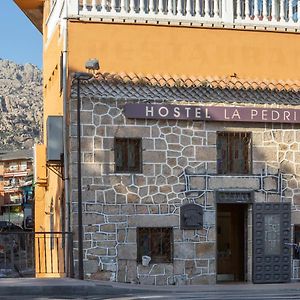 Hostel La Pedriza Manzanares El Real Exterior photo